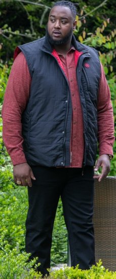 D555 FELIPE Zip Through Padded Gilet With Contrast Colour Lining And Rubber Badge Black - Kurtki Męskie Duże Rozmiary - Kurtki Duże rozmiary 2XL-8XL