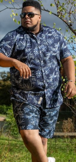 D555 Truro Hawaiian AOP Short Sleeve Button Down Collar Shirt Navy - Koszule - Koszule 2XL-10XL