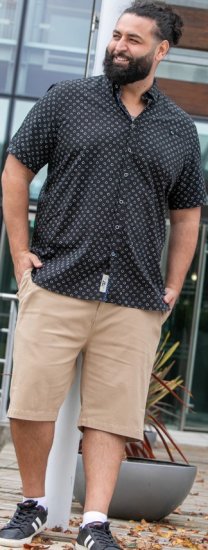 D555 Matlock Short Sleeve AOP Shirt With Hidden Button Down Black - Koszule - Koszule 2XL-10XL