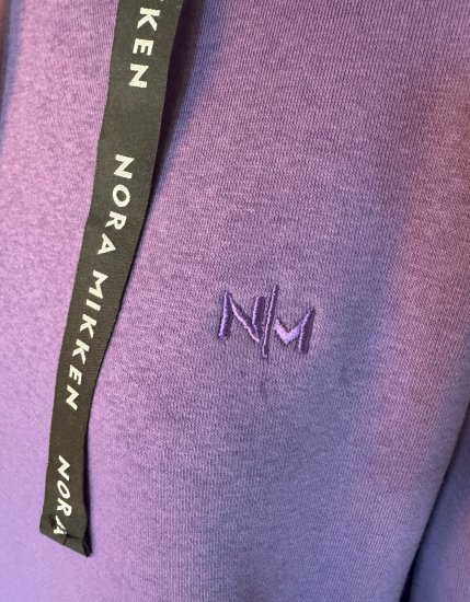 Nora Mikken KRISTINA Long Hoodie Purple - Bluzy & bluzy z kapturem - 