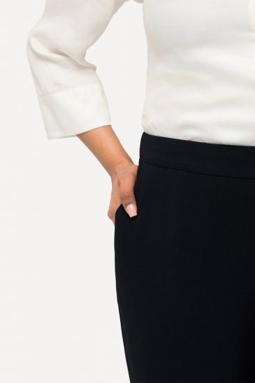 Ulla Popken 813306 Szerokie spodnie garniturowe z gumką w pasie Granatowa - Spodnie materiałowe - Szerokie spodnie damskie plus size