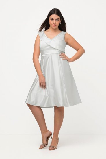 Ulla Popken 817135 Suknia wieczorowa Złamana biel - Sukienki wieczorowe - Wieczorowe sukienki plus size