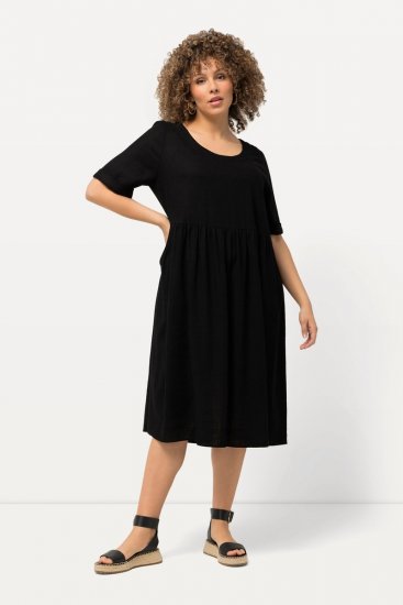 Ulla Popken 829837 Sukienka z domieszką lnu z krótkim rękawem Czarna - Sukienki letnie - Letnie sukienki plus size
