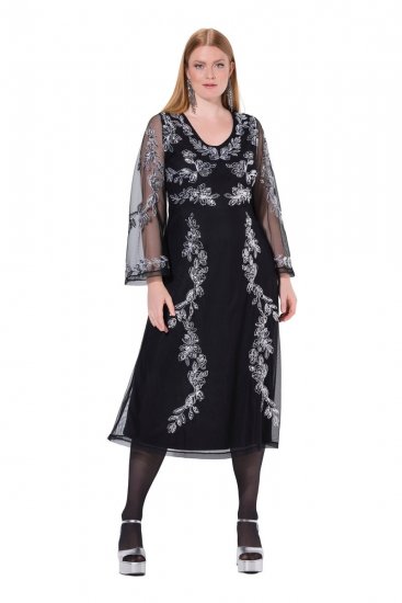 Ulla Popken 845366 Suknia wieczorowa z dekoltem w szpic Czarna - Sukienki wieczorowe - Wieczorowe sukienki plus size