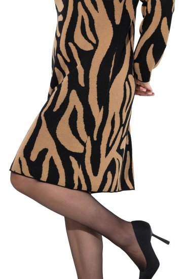 Ulla Popken 845378 Dzianinowa sukienka w zwierzęcy wzór Beżowa - Sukienki wieczorowe - Wieczorowe sukienki plus size
