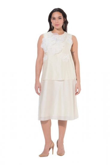 Ulla Popken 847918 Szyfonowa sukienka w kwiaty Złamana biel - Sukienki letnie - Letnie sukienki plus size