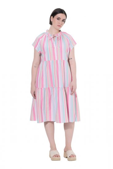 Ulla Popken 849969 Sukienka midi w paski z falbanami Różowa - Sukienki midi - Sukienki midi w dużych rozmiarach