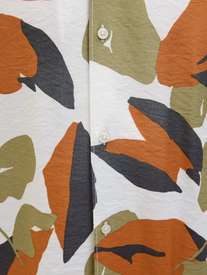 Jack & Jones Vira Marshall AOP Short Sleeve Shirt Cloud Dancer - Koszule - Koszule 2XL-10XL