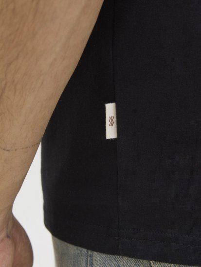  Jack & Jones Tavira Aop Pocket Crew Neck T-Shirt Black - Koszulki - T-shirty meskie Duże Rozmiary - 2XL-14XL