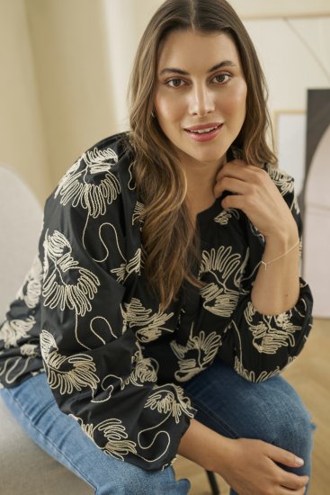 Kaffe Curve Kimmie Blouse Black Chalk Embroidery - Bluzki - 