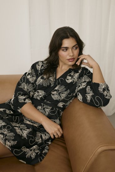 Kaffe Curve Kimmie Dress Black Chalk Embroidery - Sukienki midi - 