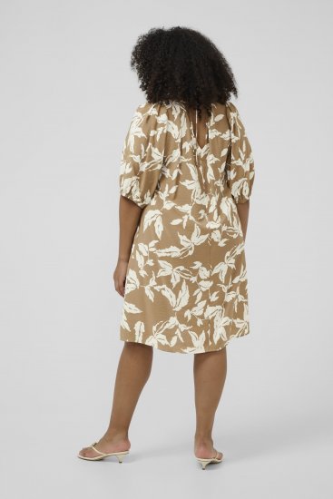 Kaffe Curve Marla Dress Oak Chalk Leaf - Sukienki midi - 