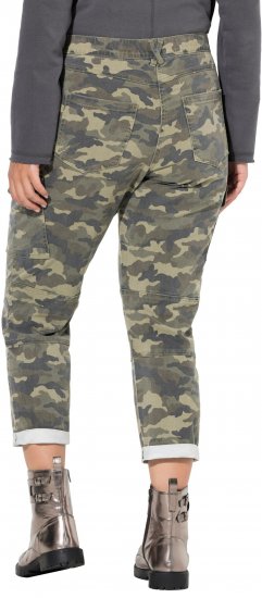 Ulla Popken Camo Boyfriend Pants Olive Grey - Jeansy & Spodnie w Dużych Rozmiarach – Plus Size - 
