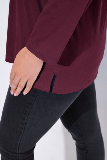 Ulla Popken Back To Basics V-Neck Relaxed Fit Cotton Tee Dark Berry - T-shirty - T-shirty damskie plus size