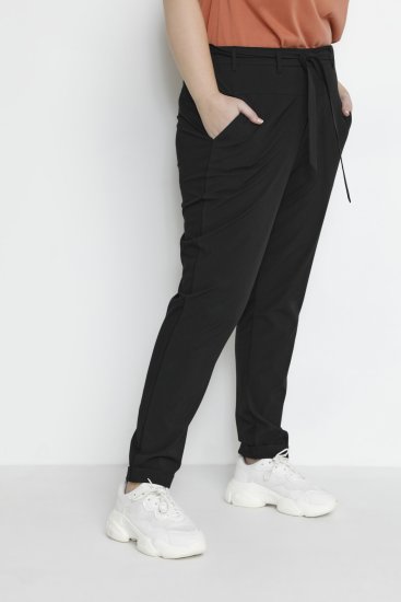 Kaffe Curve Jia Spodnie z paskiem Głęboka czerń - Jeansy & Spodnie w Dużych Rozmiarach – Plus Size - 