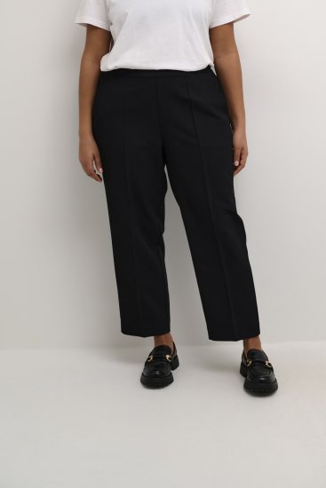 Kaffe Curve Sakira Spodnie cropped Głęboka czerń - Jeansy & Spodnie w Dużych Rozmiarach – Plus Size - 