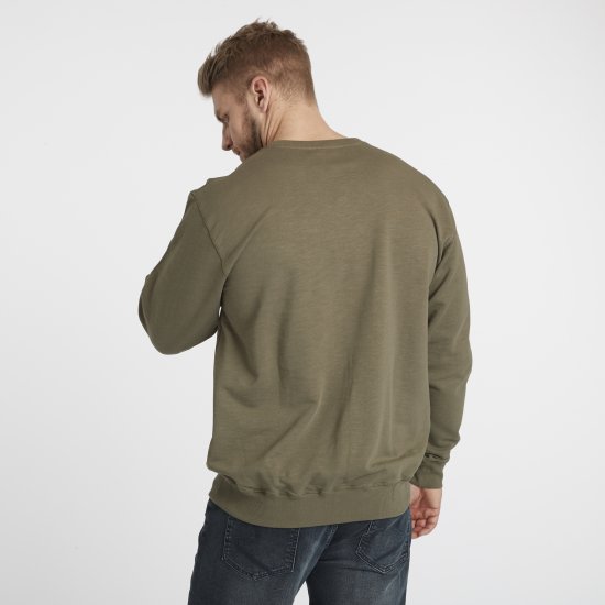 North Latitude Denim Logo Sweatshirt Dusty Olive Green TALL - TALL bluzy - Bluzy TALL dla wysokich mężczyzn