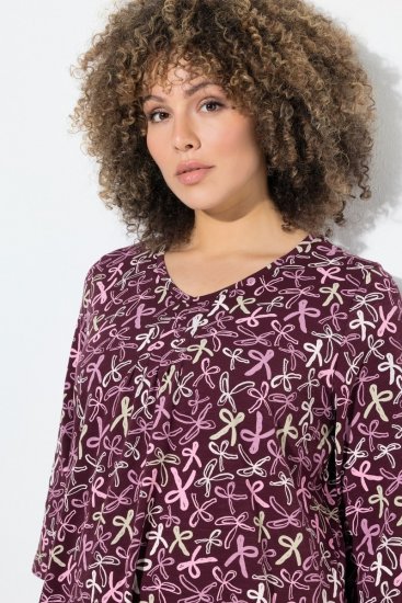 Ulla Popken Ribbon Print 3/4 Sleeve Asymmetric Tee Plum - Koszulki z nadrukiem dla kobiet - T-shirty z nadrukiem dla kobiet