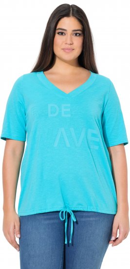 Ulla Popken Ride The Wave Short Sleeve V-Neck Graphic Tee Deep Aqua - Koszulki z nadrukiem dla kobiet - 