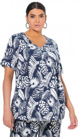 Ulla Popken Feather Print Short Sleeve V-Neck Tee Ink Blue - Koszulki z nadrukiem dla kobiet - 
