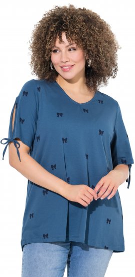 Ulla Popken Bow Print Split Sleeve Tee Indigo Denim - Koszulki z nadrukiem dla kobiet - 