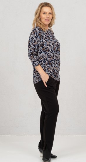 Scandinavian Caramel Tiny Flower Petals Blouse Light Blue - Koszulki z nadrukiem dla kobiet - 