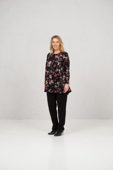 Scandinavian Caramel Flowers Tunic Red and Pink - Koszulki z nadrukiem dla kobiet - 